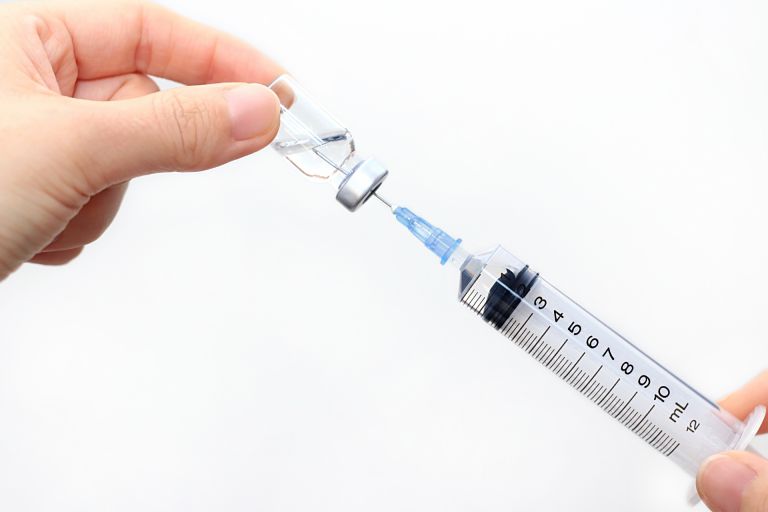 フランスのワクチン接種：国民の健康を守るための取り組み